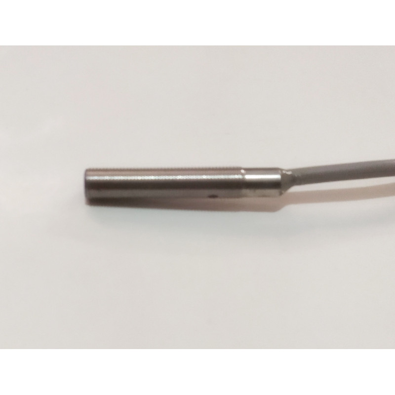 SIRC-0401NA-2M   Sensor inductivo M4, Sn:1mm,PNP, rasante, Cable 2m , NA, Corto